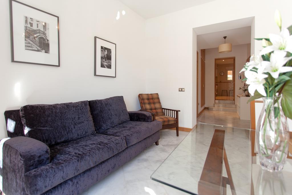 Holi-Rent Castilla Siviglia Esterno foto
