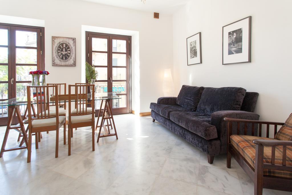 Holi-Rent Castilla Siviglia Esterno foto